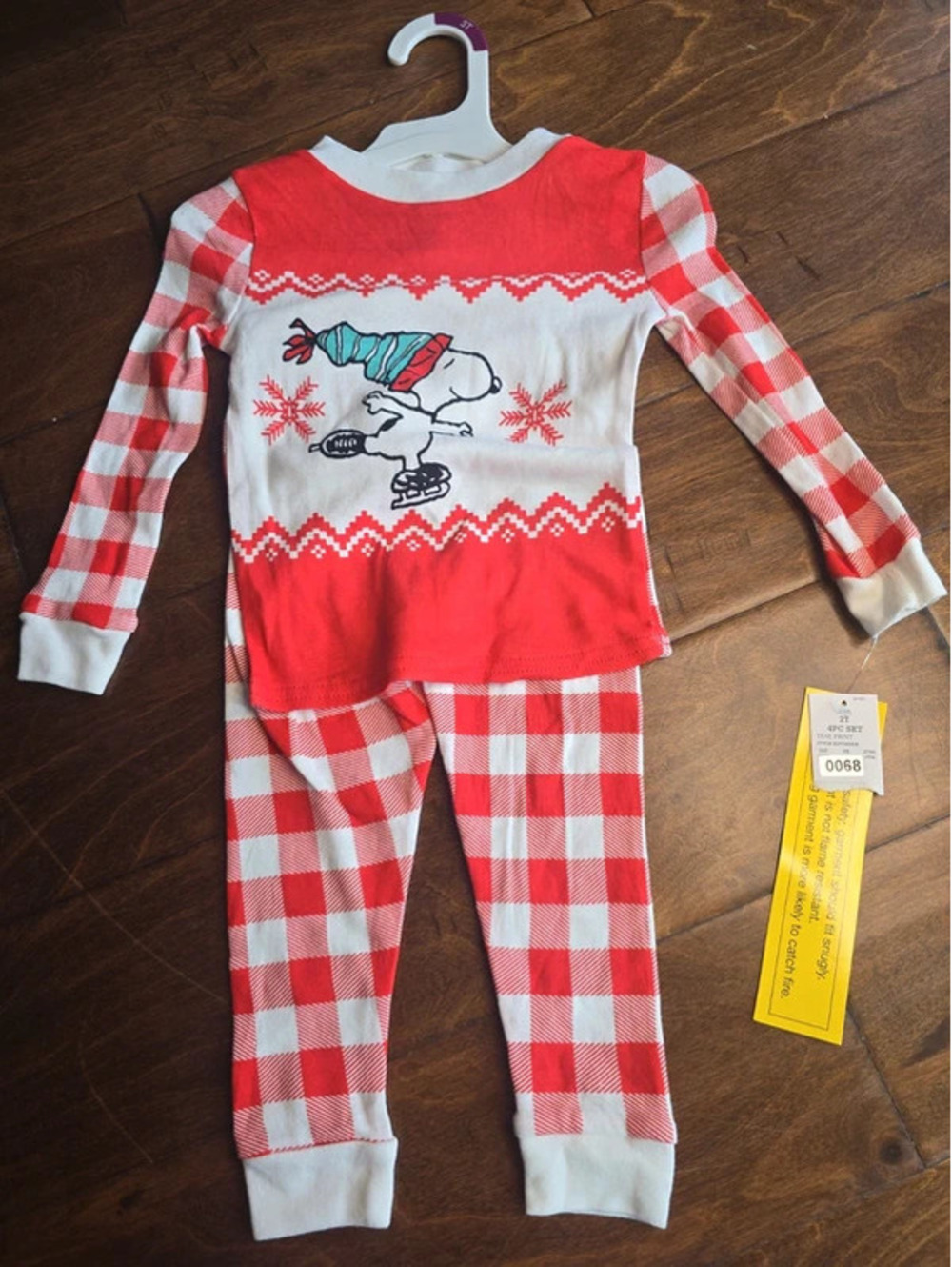 2t brand new snoopy, from peanuts, christmas pajamas item, 68G6